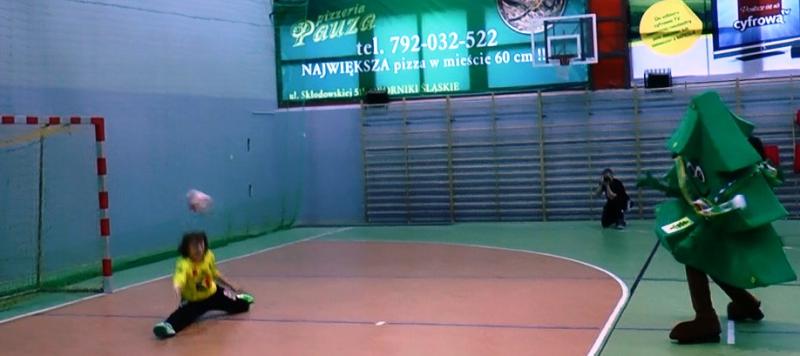 Pan Choinka Rzuca Karnego